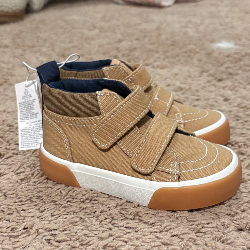 Old Navy canvas double secure strap sneaker toddler boys
